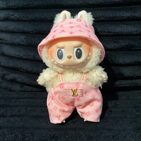 Labubu outfit - Picture 2 of 5